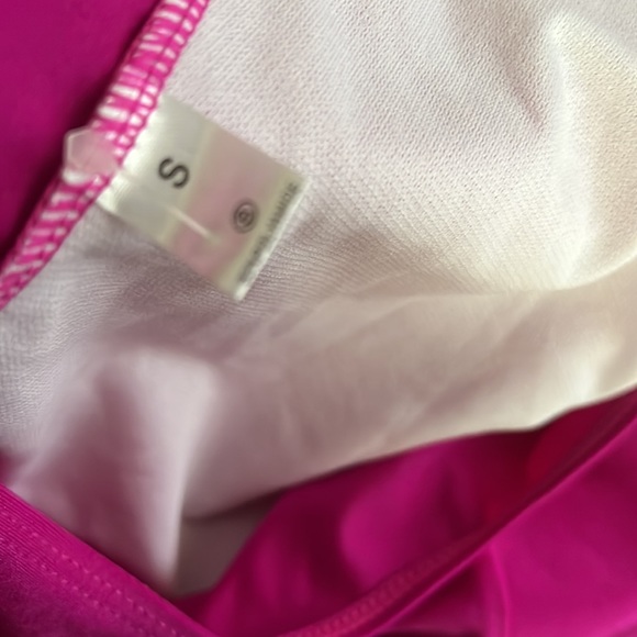Just Married Spell Out Rare Hot Pink Swimsuit Size Small - Picture 6 of 8